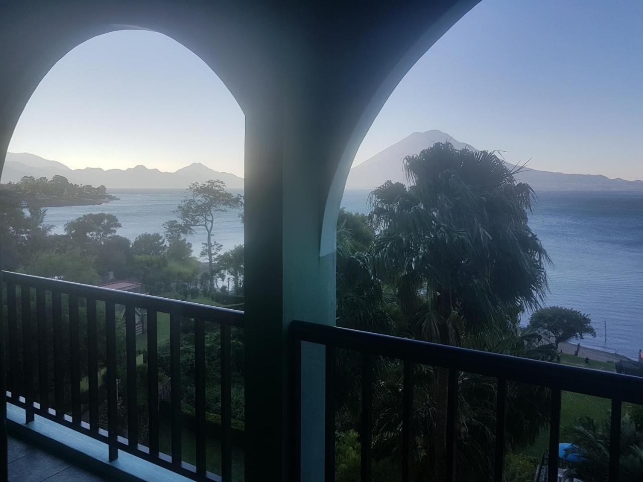The Paradise Of Atitlan Suites - Free Breakfast Supplies Panajachel Luaran gambar